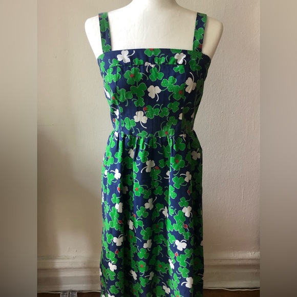 Vintage shamrock dress with ladybugs. - Picture 2 of 5